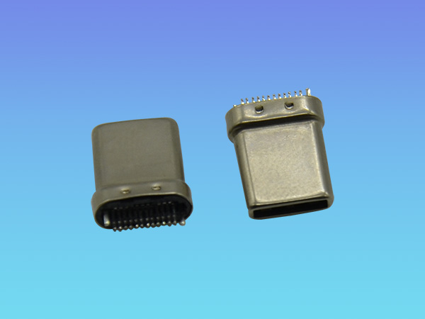 UB04-024/USB 3.1C MALE